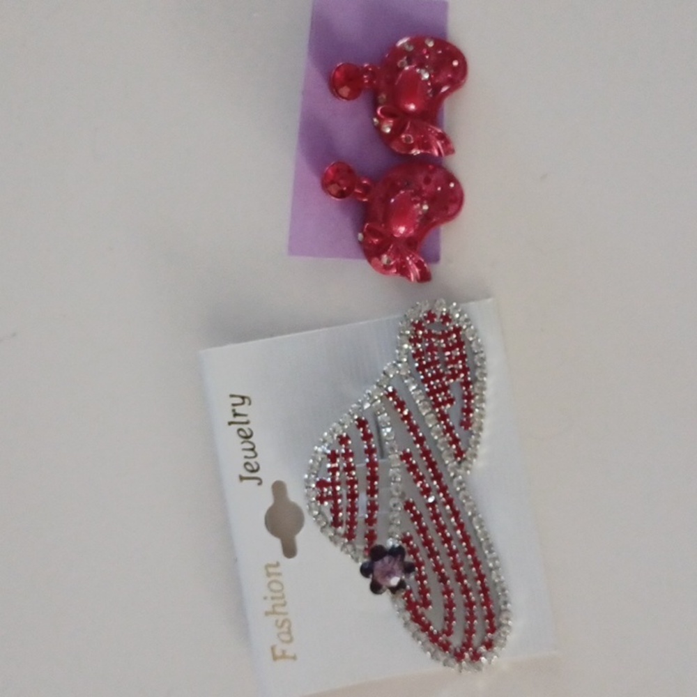 Red Hat Society Brooch Pin and Earring Set - New